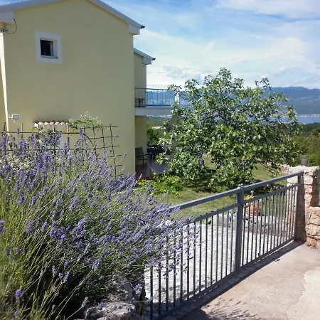 Holiday home With Sea View Vrbnik (Primorje-Gorski Kotar)